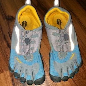 Vibrant Five Fingers